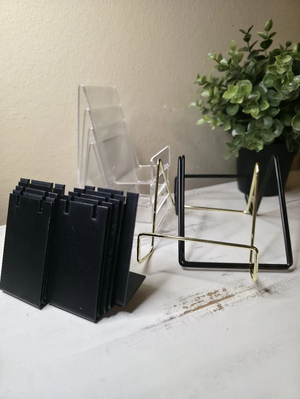 Black and Gold, Acrylic Display Stands & Earring Stands 17 Pc